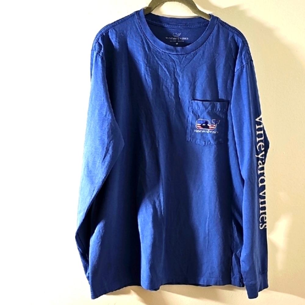 Vineyard Vines Men's‎ Blue Long Sleeve Tee Shirt. Military NAVY. Size Med. Blue